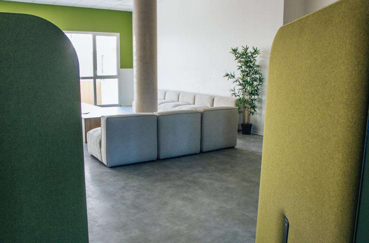 Twenty Business Flats Beziers Aparthotel Εξωτερικό φωτογραφία